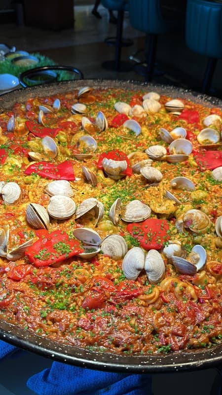 Seafood Paella by Carlos Flórida Gourmet